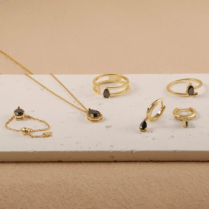 Necklaces Halo Elegance Pendant Necklace Trendolla Jewelry