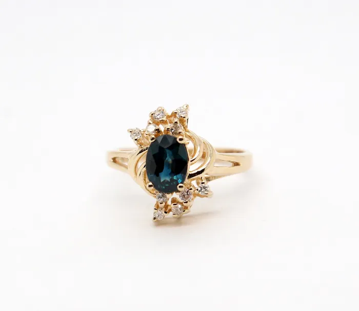 FULLERS PURCHASE FROM PUBLIC Estate 14KY 102 Ct Sapphire and 10 Cttw Diamond Ring Rings FULLERS PURCHASE FROM PUBLIC Estate 14KY 102 Ct Sapphire and 10 Cttw Diamond Ring Rings