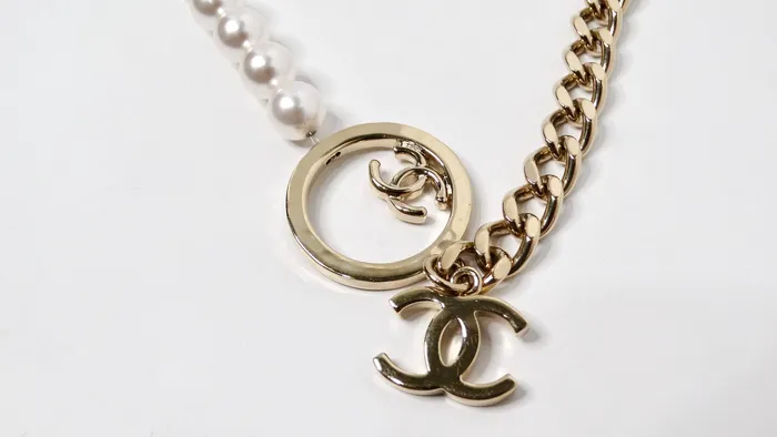 Necklaces Vintage by Misty Chanel Lariat Pearl Strand GoldTone Chain Interlocking CC Logo Necklace