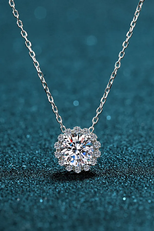 Necklaces Trendsi FlowerShaped Moissanite Pendant Necklace