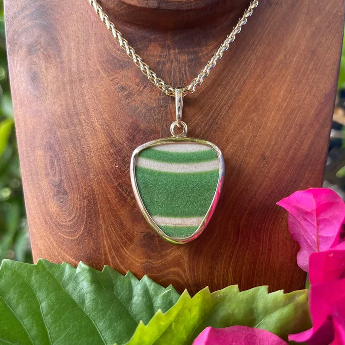 Crucian Gold Necklaces Kelly Green Stripes 14k Gold Pendant
