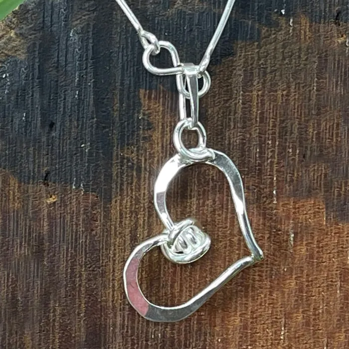 Necklaces Crucian Gold Heart Pendants