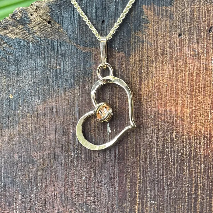 Necklaces Crucian Gold Heart Pendants