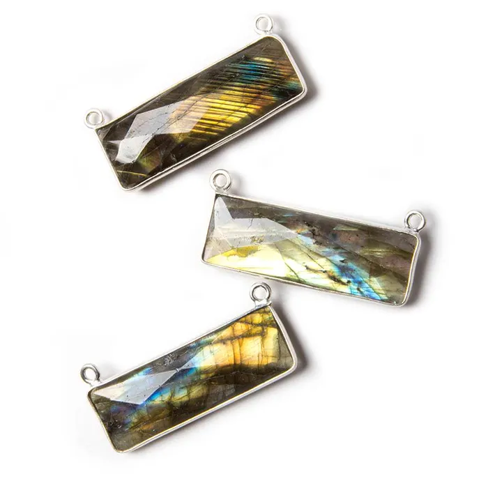 Necklaces Beadsofcambaycom 30x10mm Silver Bezeled Labradorite Rectangle East West Pendant 1 piece Necklaces Beadsofcambaycom 30x10mm Silver Bezeled Labradorite Rectangle East West Pendant 1 piece