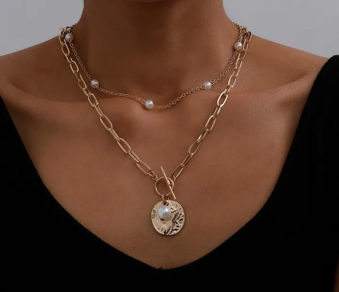 Vintage Pearl Coin Necklace UrbanVinta Necklaces Vintage Pearl Coin Necklace UrbanVinta Necklaces