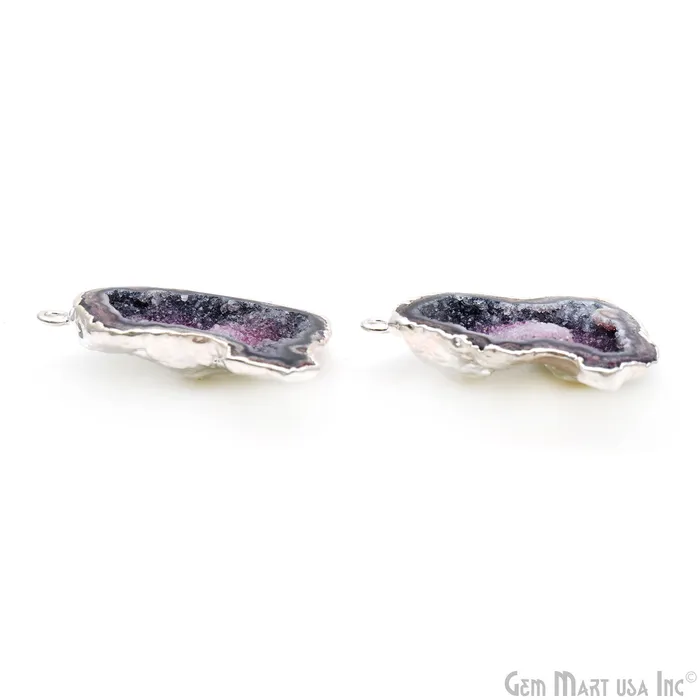 GemMartUSA Earrings Geode Druzy 37x29mm Organic Silver Electroplated Single Bail Gemstone Earring Connector 1 Pair GemMartUSA Earrings Geode Druzy 37x29mm Organic Silver Electroplated Single Bail Gemstone Earring Connector 1 Pair