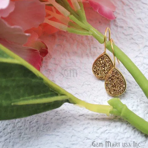 GemMartUSA Earrings Pear Shape 17x13mm Gold Plated Druzy Hook Earrings Pick your Gemstone 902032