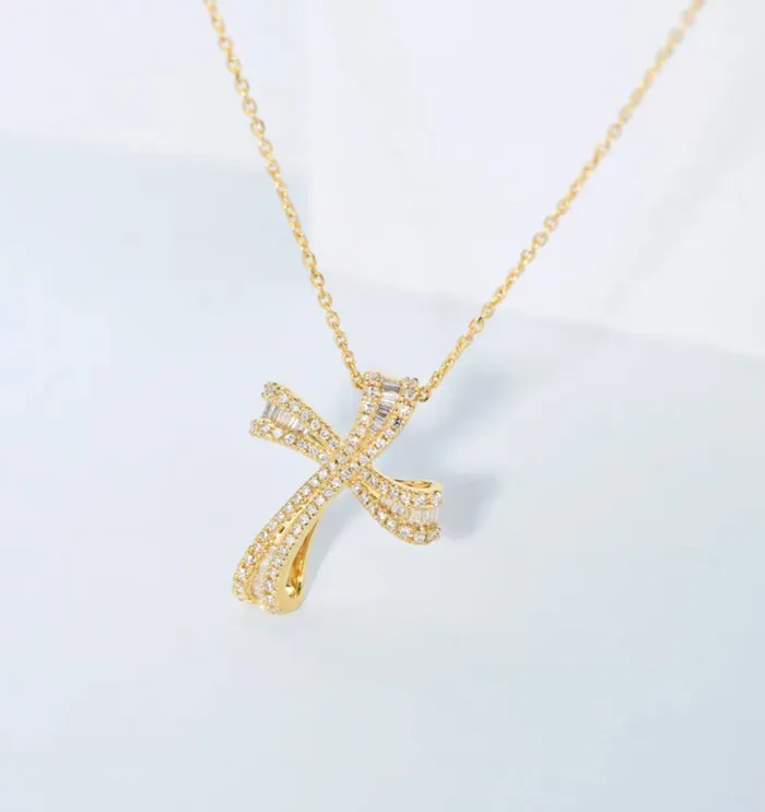 Minx London Necklaces Cross Necklace Cross Necklace Women Gold Cross Chain Cross Necklace Diamond Cross Pendant Diamond Cross Pendant Cross with Chain