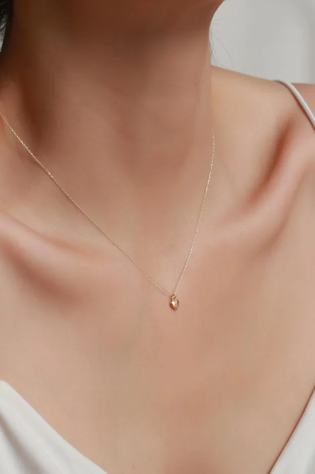 Necklaces Grace PK Delicate Heart Pendant