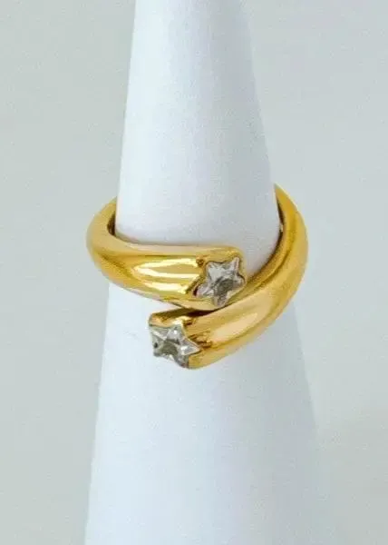 Poet Street Boutique Rings Shooting Star Overlapping Ring