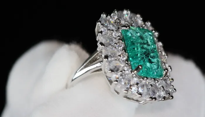 Rings Lab Diamonds London Womens Big Green Diamond Ring Green Crushed Diamond Ring