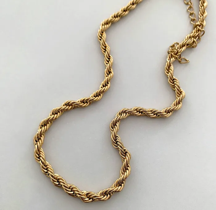 RONNIE GOLD ROPE CHAIN NECKLACE Mai Dsire Necklaces